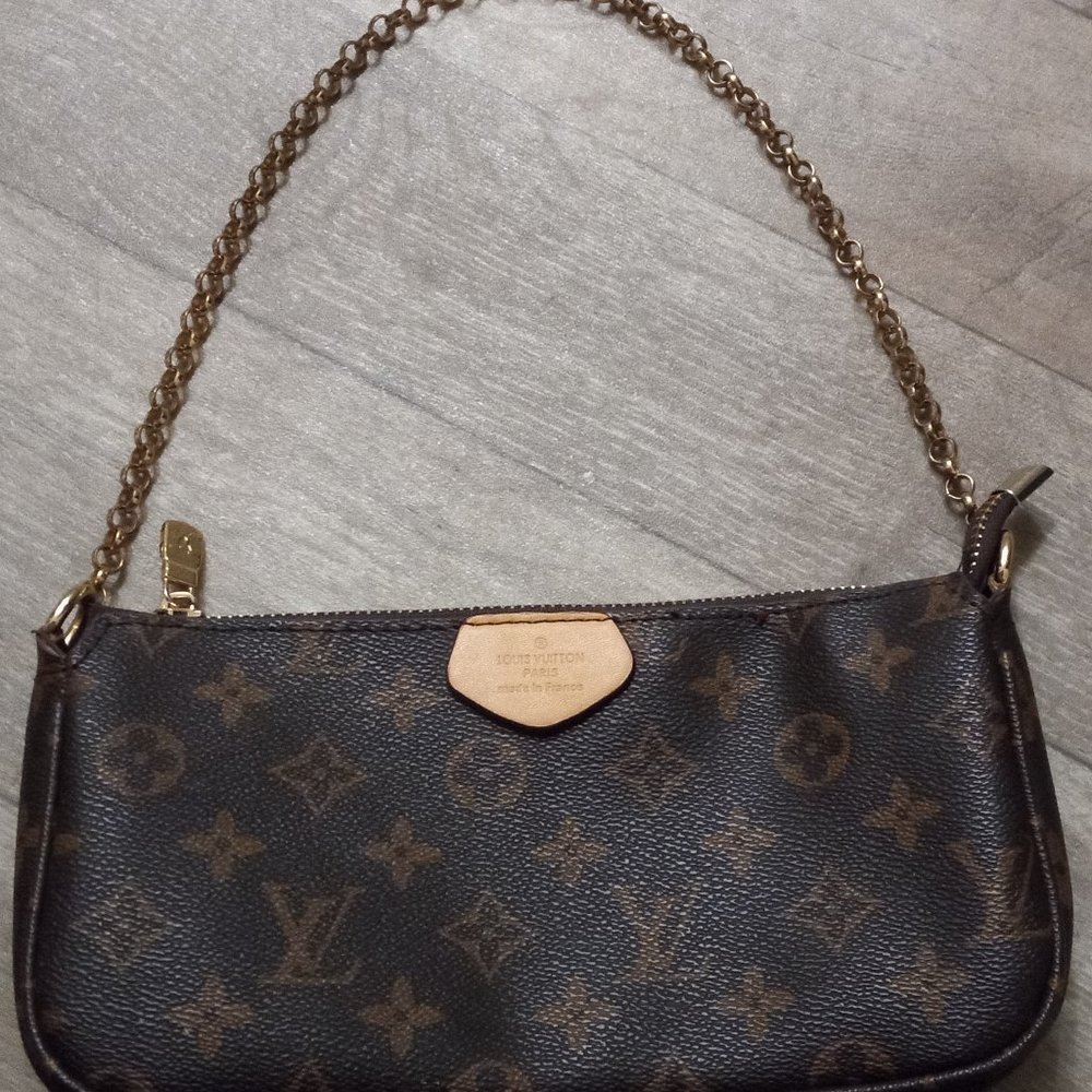 🦋Beautiful Louis Vuitton mini pochette kaki monogram bag for any occasion 🦋🦋 - Picture 1 of 7